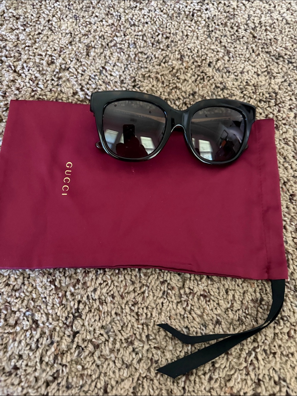 Gucci Black Oversized Cat-Eye Sunglasses with Dark Lenses
